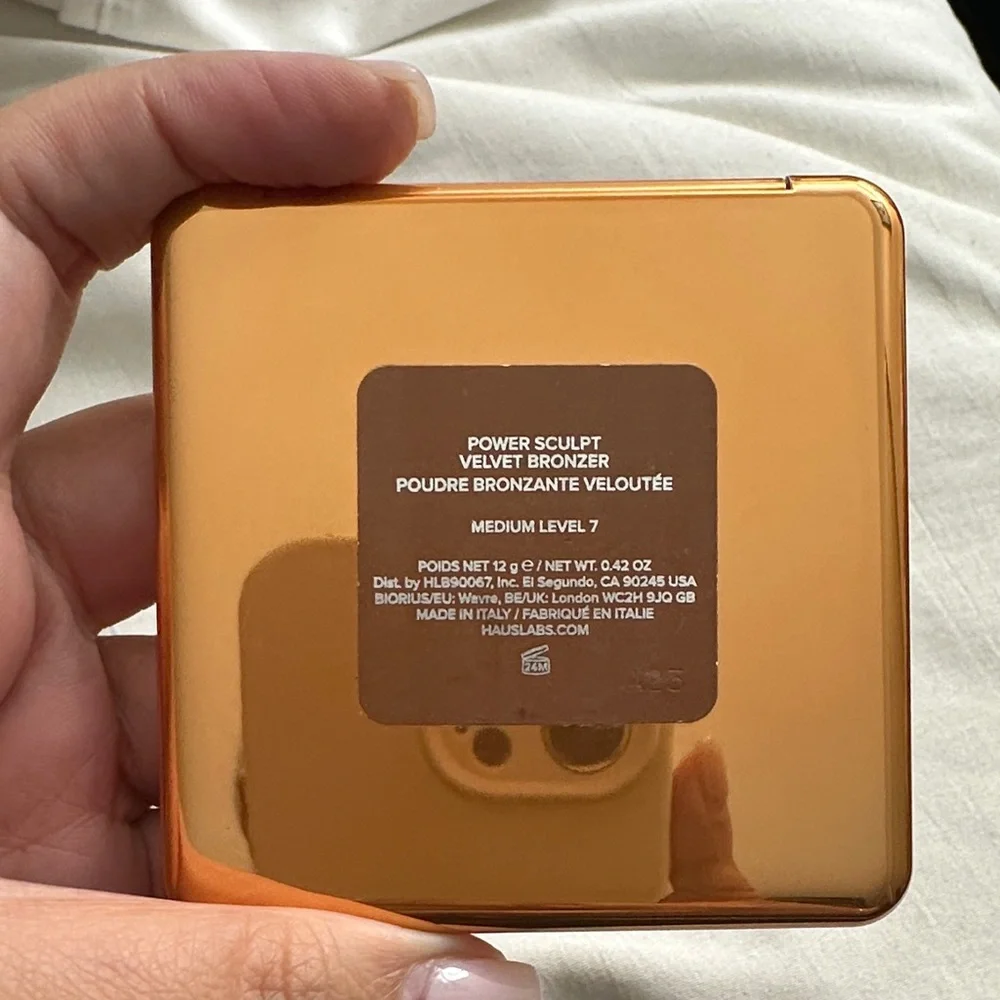 Haus Labs Power Sculpt Velvet Bronzer